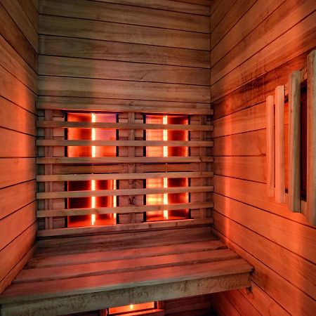 Charming Holiday Home In Durbuy With Sauna Barvaux Exteriör bild